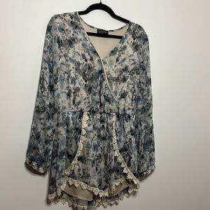 ASTR FLORAL ROMPER